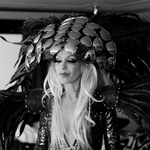 Meet your Posher, Rita - Picture 2 of 4